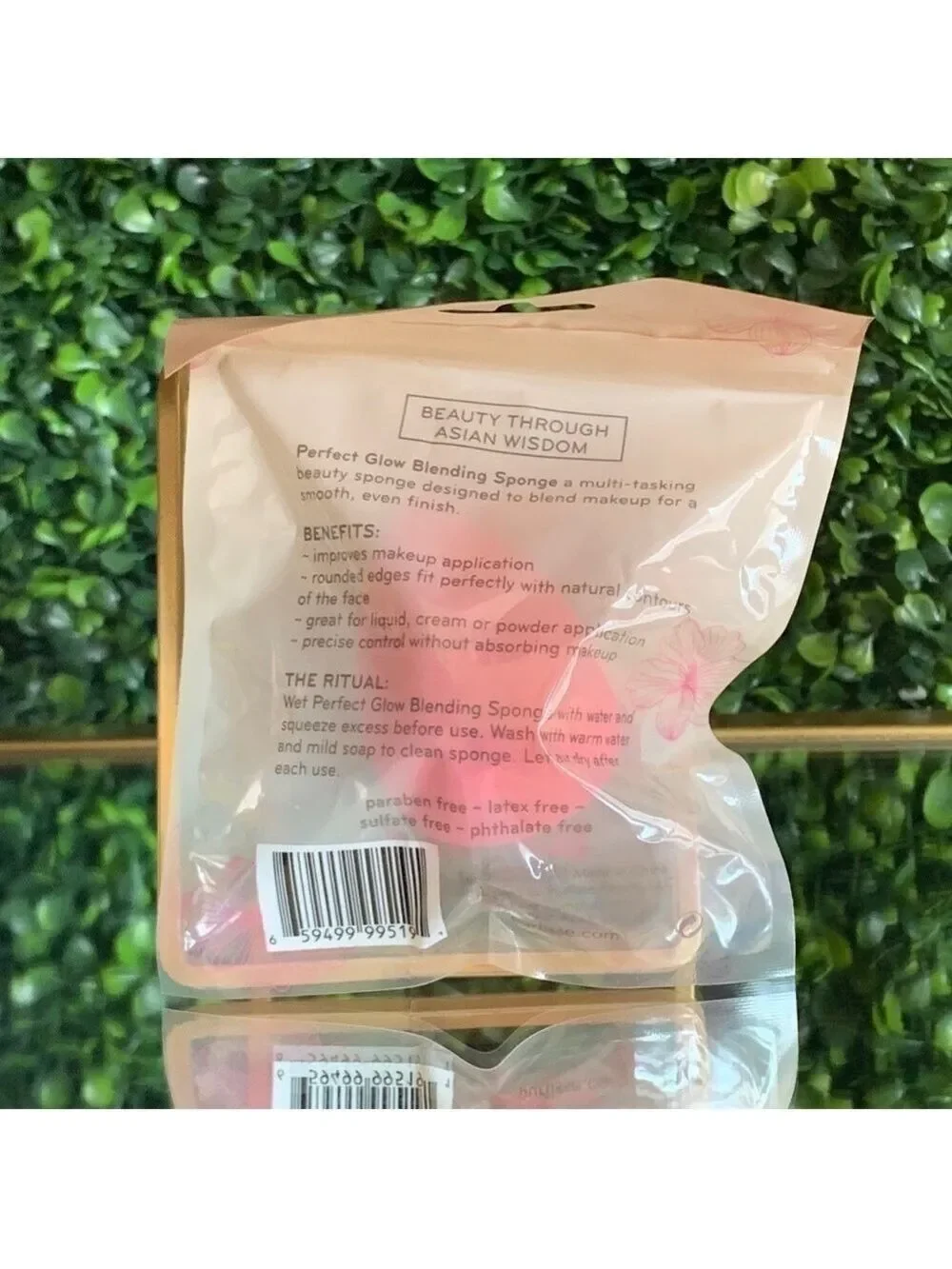 Pūrlisse Perfect Glow Blending Sponge | NEW